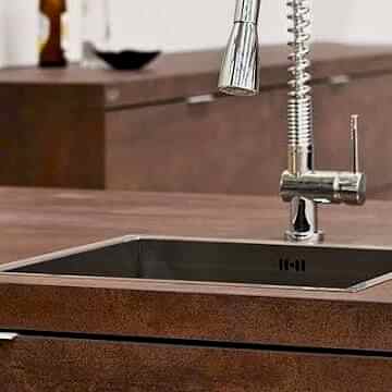 "Neolith Iron Corten ile Şıklık ve Dayanıklılığın Buluşması: Modern Yaşam Alanlarına Eşsiz Bir Dokunuş"