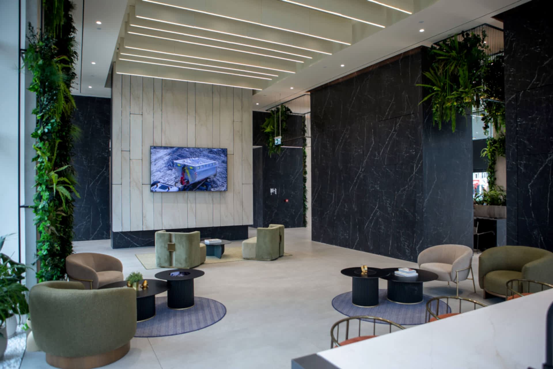 Crafted for Exhibition: Ticari Mekan Uygulamalarını Keşfet!