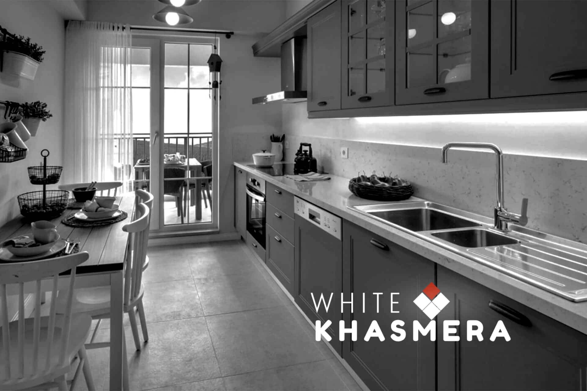 Kashmere White ile Sedef Desenli Ürünlerin Dünyasını Keşfedin